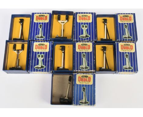 Hornby Dublo group of Colour Light Signals (see photo). Conditions are generally Excellent in Good boxes.&nbsp;