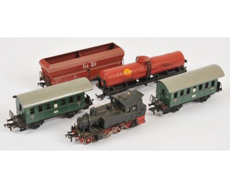 Fleischmann HO Locomotive and Rolling stock - Class PT2/3 Steam Locomotive (damaged smokebox chimney), tinplate Carriages, Se