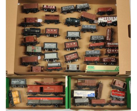 Dapol OO Marklin Plus Others Lot of Unboxed Wagons - Assorted Hoppers, Tankers and Vans. Conditions: Generally Good to Good P