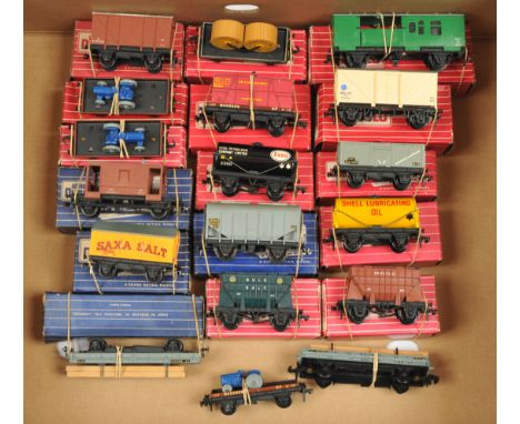 Hornby Dublo mixed group of Wagons to include 4649 Low-sided Wagon with Tractor, 4646 Low-sided Wagon with plastic Cable Drum