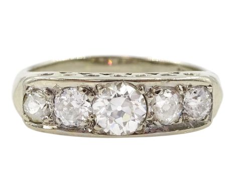 White gold five stone diamond ring, the central old cut diamond of approx 0.50 carat, total diamond weight approx 1.00 carat,