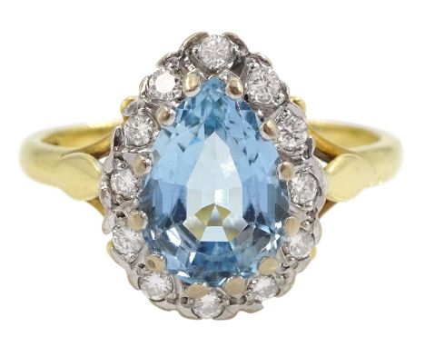 18ct gold pear shaped aquamarine and round brilliant cut diamond cluster ring, hallmarked, aquamarine approx 1.60 caratCondit