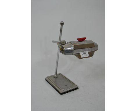 Mid 20th Century chromium adjustable desk lampConnection to the base is wobbly / loose. Adjustment screw for the arm appears 