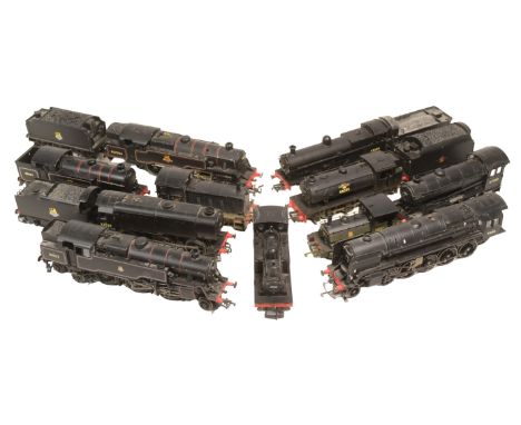 Model Railway - a collection of assorted Hornby and Bachmann OO gauge model railway trainset locomotive engines to include; H