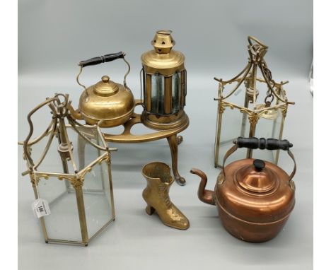 A selection of brass &amp; copper ware; two vintage hanging brass ceiling lights, copper tea pot &amp; other items 