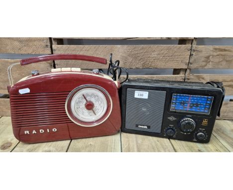 Vintage radios,Ondial 7 band radio along with one other 