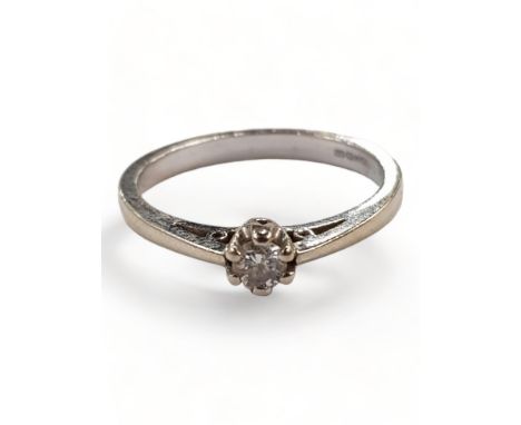 9 CARAT GOLD DIAMOND SOLITAIRE RING