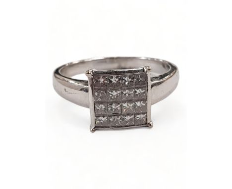 18 CARAT WHITE GOLD AND DIAMOND RING WITH 1 CARAT OF DIAMONDS