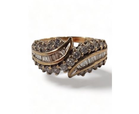 9 CARAT GOLD DIAMOND RING 