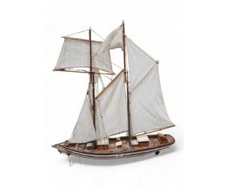 MODEL BOAT ON STAND