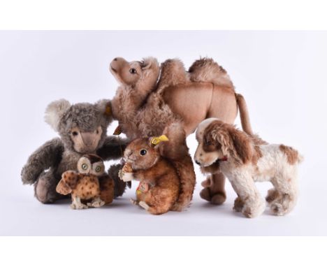 Konvolut Steiff - Tiere5 Stück, dabei 1 Eule (H: 10 cm), 1 Hund (H: 17,5 cm), 1 Eichhörnchen Perri ( H: 16,5 cm), 1 Koala Bär