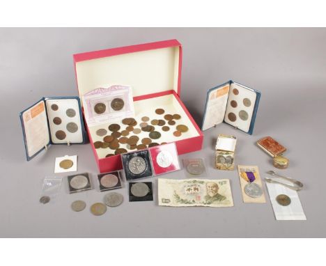 A selection of mostly coins to comprise of, two sets of Britain's First Decimal Coins, three Queen Elizabeth II Silver Jubile