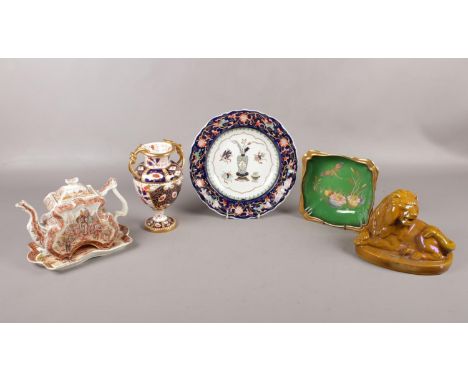 A collection of ceramics to include a 'Davenport' two handed gilt knot vase decorated in the 'Imari' pattern, a 'Carltonware'