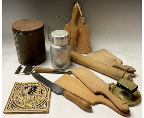 Kitchenalia - butter pats, carved hafted bread knife, aluminium milk canister, Minton tile, etc 