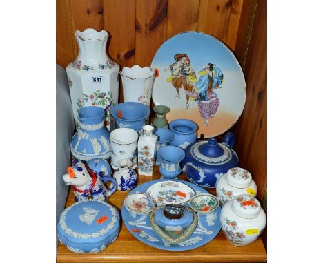 A GROUP OF CERAMIC VASES, ORNAMENTS, TEAPOT ETC, to include Wedgwood Jasperwares, Aynsley 'Pembroke' and 'Natures Delights' v