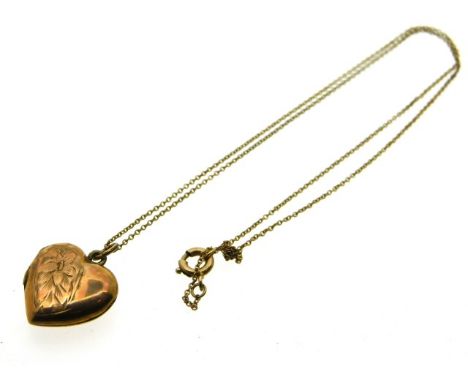 A 9ct gold necklace &amp; pendant, chain knotted, 3.2g 