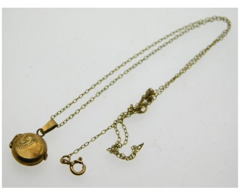 A 9ct gold locket &amp; chain, 1.25g, a/f 