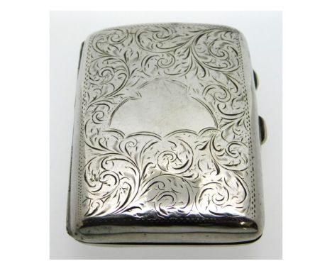 A 1916 Birmingham silver cigarette case by Joseph Gloster Ltd. 70.4g