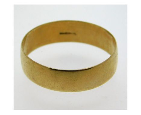 A 9ct gold band, 2.3g, size V/W