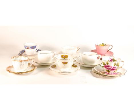 Shelley/ Wileman &amp; Co cups &amp; saucers and trio's to include patterns 9058, 2040, 13671, 8627, (23 pieces) 