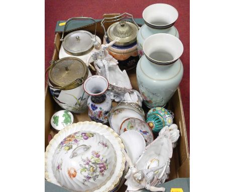 A collection of ceramics to include a biscuit barrel transfer decorated with kingfishers in reeds, height 15cm, a Dresden flo