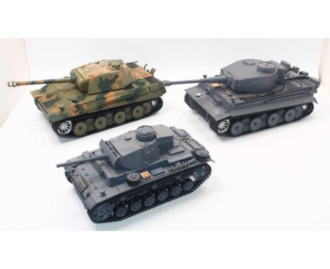 Three Hen Long 1:16 scale RC tanks to include a Pz IV in grey, a Panther in tricolour camouflage, and a Tiger I with working 