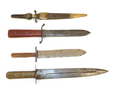 A 19th Century Plug Bayonet, with single edge spear point steel blade, steel recurving crossguard, with horn baluster grip an