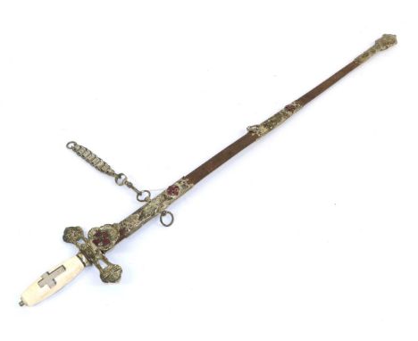 An American Knight's Templar Fraternity Sword, the 77cm part gilt steel blade etched with Medieval jousting scenes and origin