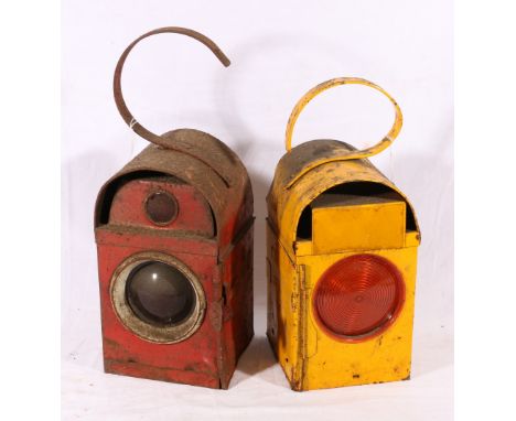 Traffic signs Chalwyn Parker SSEB lantern and a GPO lantern dated 1966.