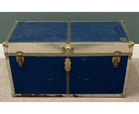 METAL SHIPPING TRUNK, 52cms H, 102cms W, 53cms D