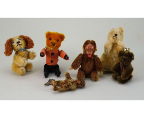 Schuco five miniature mohair animals, including Spaniel with black and white eyes and lashes (excellent) 2 ½” (6.5 cm) long, 