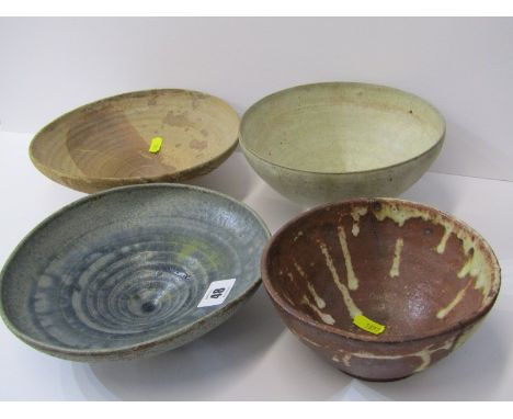 STUDIO POTTERY, Ian Godfrey collection of 4 bowls of various sizes and glazes 