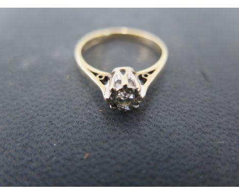 A 9ct yellow gold solitaire ring, size M - Weight approx. 2.2gms Condition report: Light scratches, usage wear