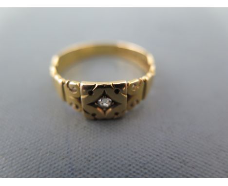 An 18ct yellow gold solitaire ring - approx weight 3.2 grams - ring size P/Q - usage wear