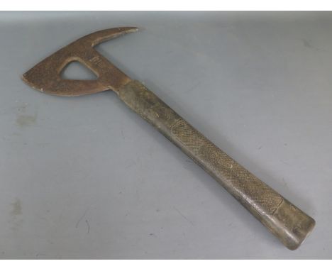 An R.A.F. Elwell Escape Axe, stamped 1943 27N/I A.M. Condition report: In fair condition but pitted