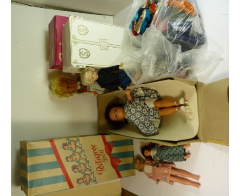 Pedigree vinyl doll "Della" in original clothes and box; Pedigree Sindy wardrobe in box, containing clothes and shoes; a Sind