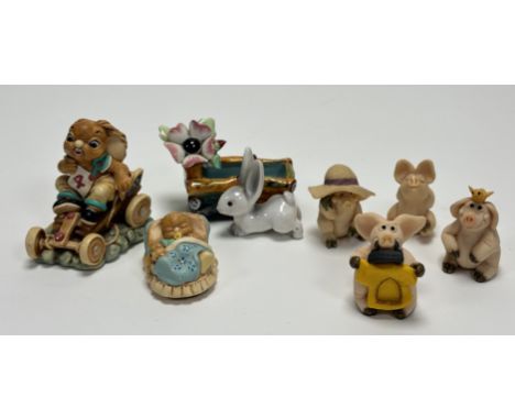 A collection of decorative animal figures comprising, a Pendelfin pair of stonecraft hand-painted "Teddy" figure (h-5cm), a P