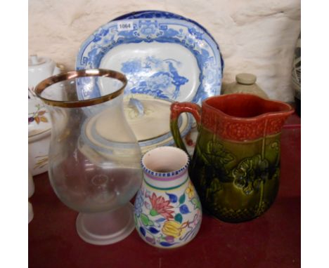 A selection of assorted ceramics including Poole Pottery vase, small Masons Ironstone meat platter, etc. - various condition