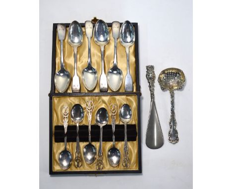 Masonic interest: an oak-cased set of six silver coffee spoons , the finials pierced with square and compass design, William 