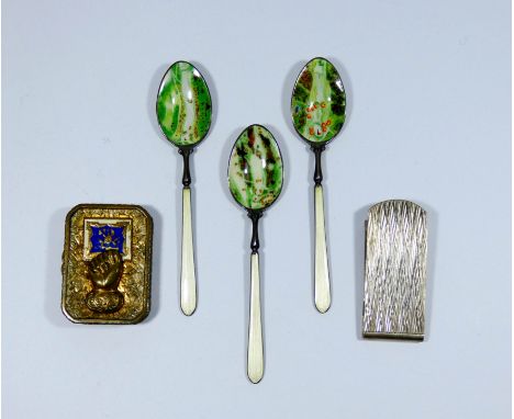 Golfing interest, three silver and enamelled teaspoons - the bowls enamelled with different golf holes depicting greens, tees