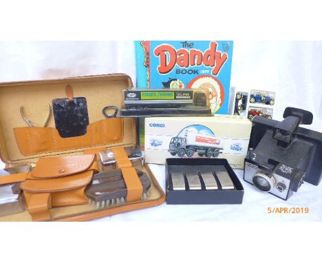 Magpie lot of 1977 &amp; 1985 Dandy annuals, gentleman's travelling case, Die-cast toys including a Corgi lorry in original b