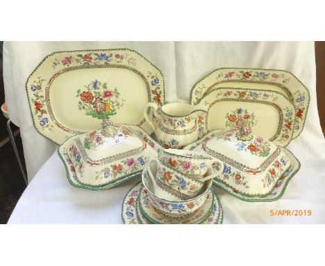 Part Copeland Spode 'Chinese Rose' dinner and tea service (approx. 54 pieces - repair to vegetable tureen lid)