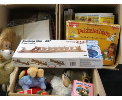 Large quantity of various toys and games to include a large variety of ceramic figures featuring mainly The Wombles examples,