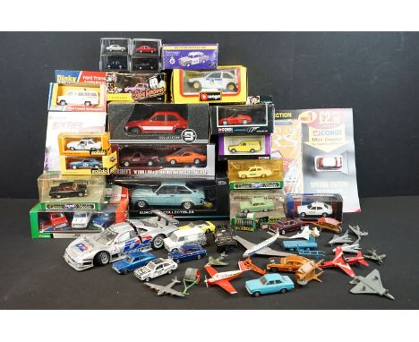 21 Boxed diecast models to include Corgi CP99136 Royal Mail Gift Set, 4 x Oxford Diecast models, Corgi 61209 Cadbury, Dinky 2