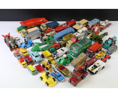 Collection of around 100 Mid 20th C onwards diecast models to include examples from Dinky, Corgi, Matchbox, etc featuring Cor
