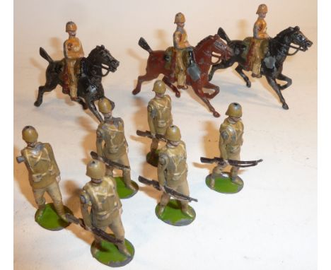 Britains set 109, Dublin Fusiliers RARE FIRST VERSION smooth foreign service helmets (F, two men, one rifle butt, one rifle t