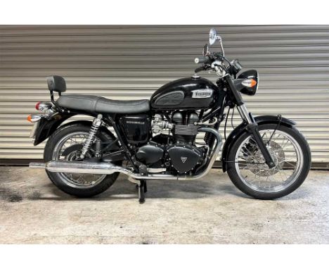 Registration No: DK08 CJE Frame No: SMTTJ9107G8354075 MOT: 27/02/2025A good all-round usable TriumphIn good condition for its