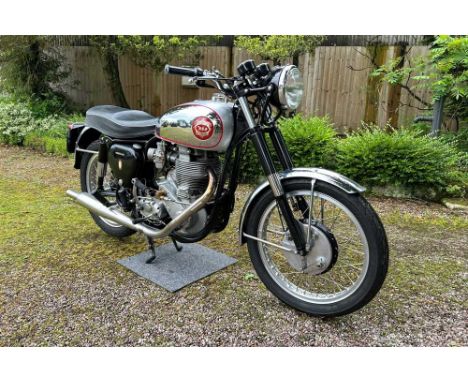 Registration No: KUJ 875 Frame No: CB32 273 MOT: ExemptTouring DBD with some mods to make it more rideableFitted with Mikuni 