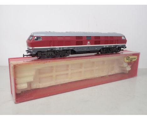 Rivarossi 1996 HO scale Class 232 Co-Co diesel Locomotive, boxed (box lid cracked) 