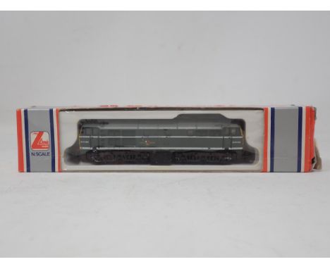 Lima N gauge Class 31 diesel Locomotive in BR green livery, boxed 